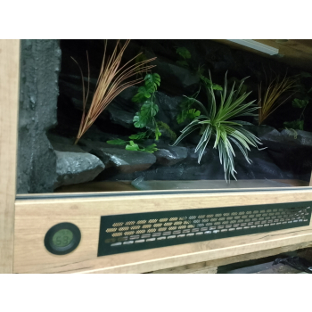 Terrarium z płyty meblowej, ścianka, termometr + higrometr 140 x 60 x 60 cm