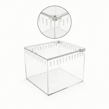 Terrarium akrylowe zamykane na magnes dla ptasznika 13 x 11 x 12 cm